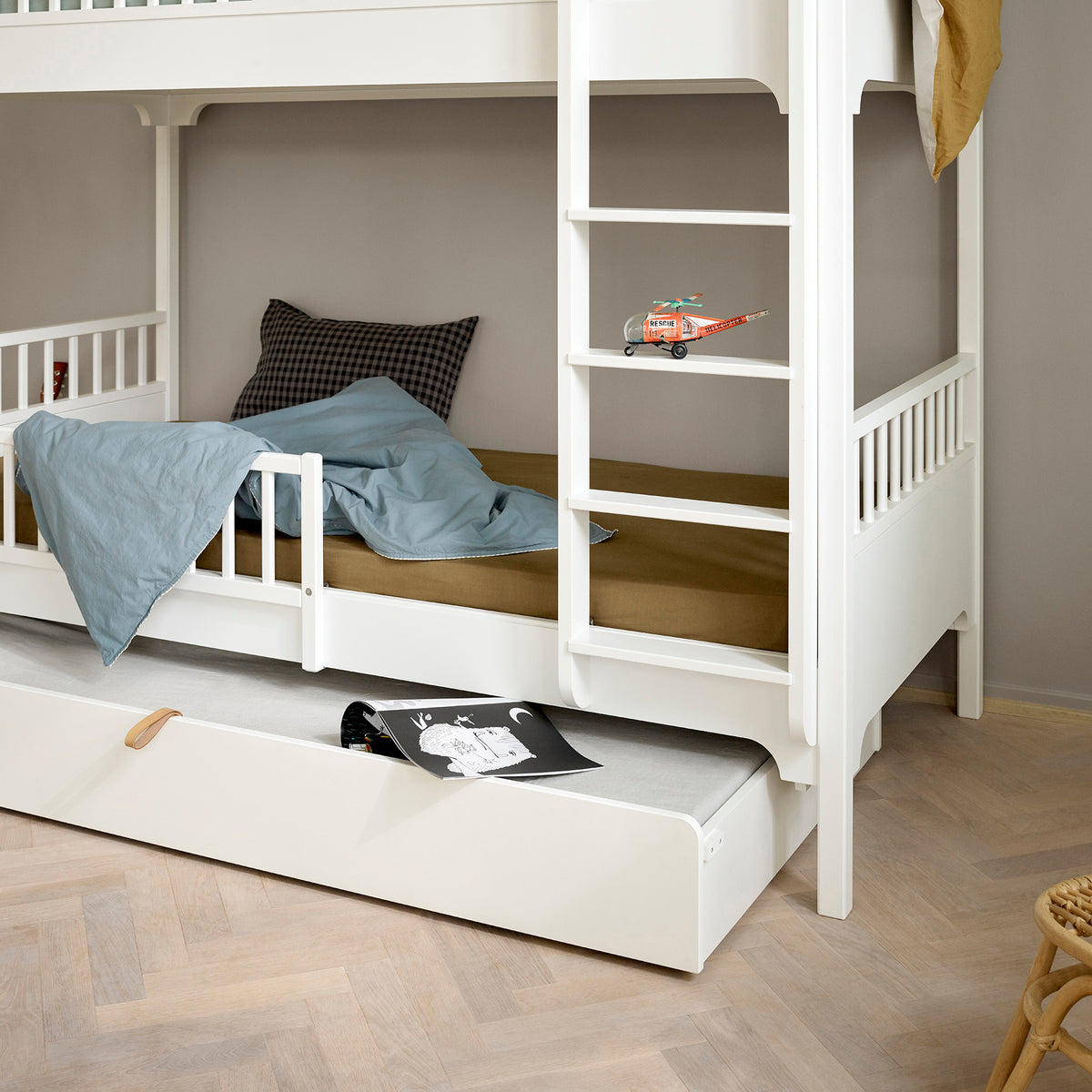 Oliver Furniture, Seaside Classic, Kerrossänky 90x200 cm ( Suorat Tikkaat)