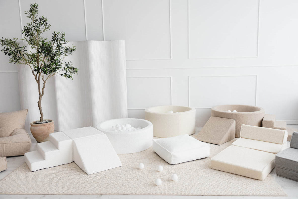 Leikkimoduuli + Pallomeri, Boucle White