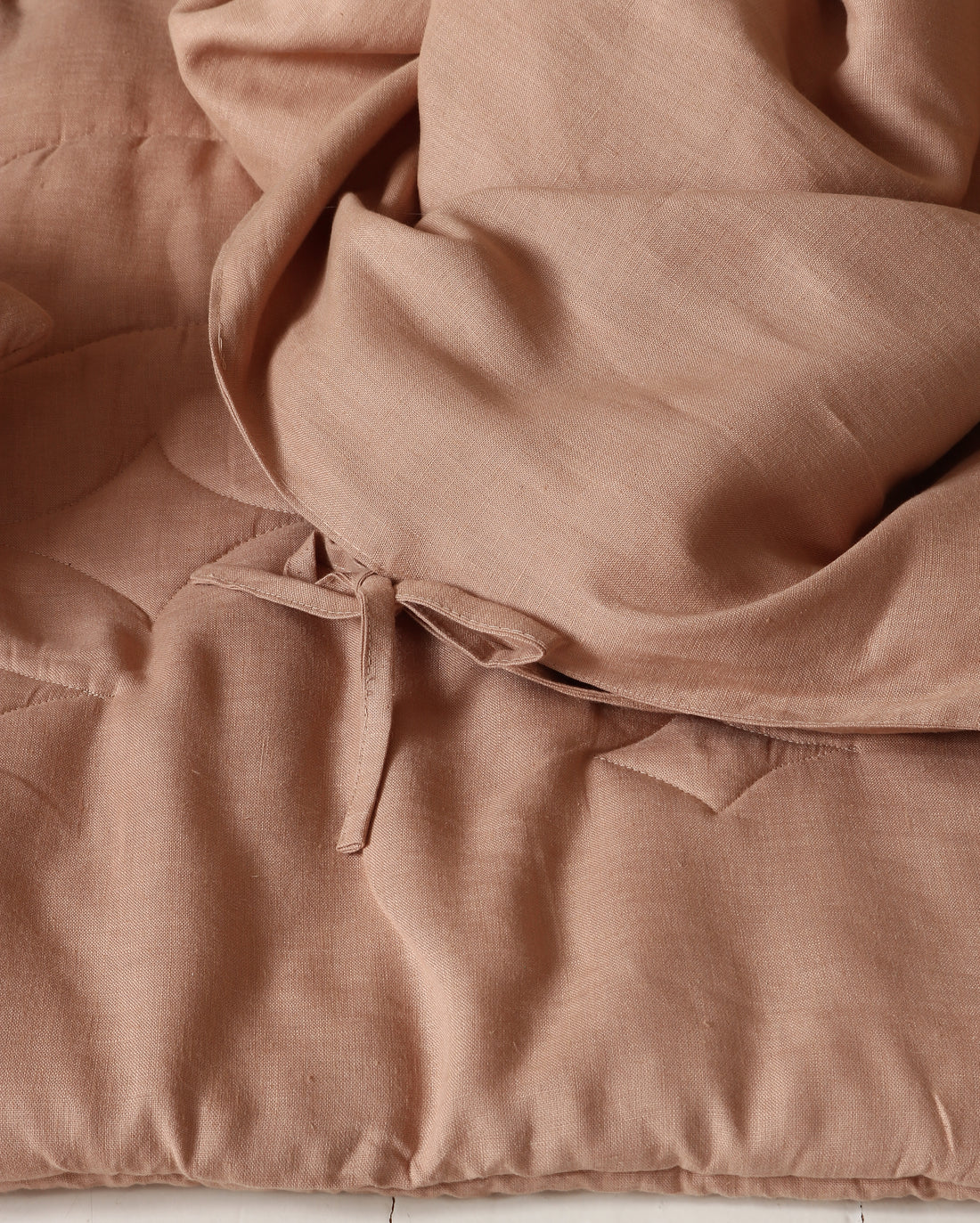 Matuu Bed Canopy, Retro Pink
