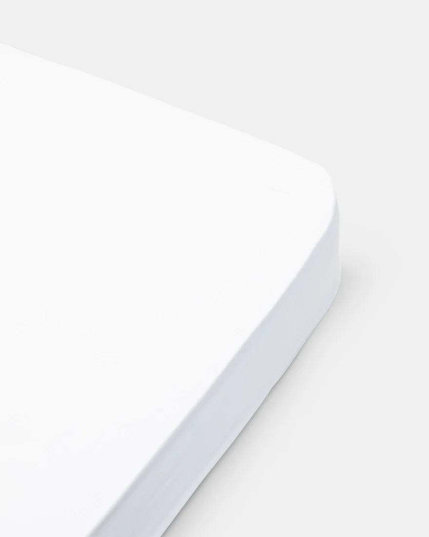 Dear April, Muotoonommeltu Aluslakana 68x122, Simply White
