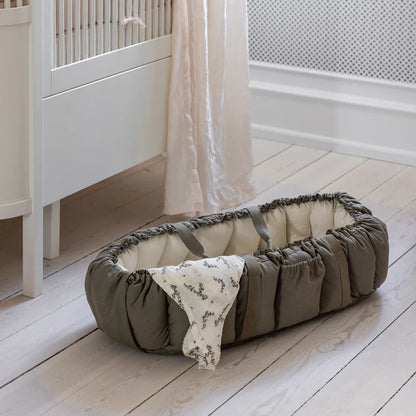 Sebra, Kannettava Unipesä, 3-in-1 Baby Nest, Dark Olive
