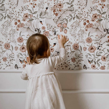 Swan Queen White, Tapetti