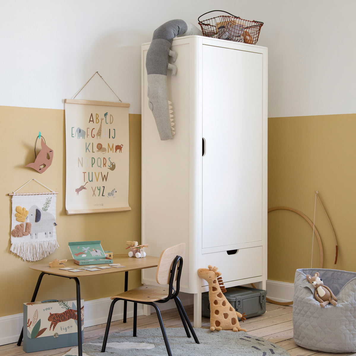 Sebra, Vaatekaappi, Single Door, Classic White