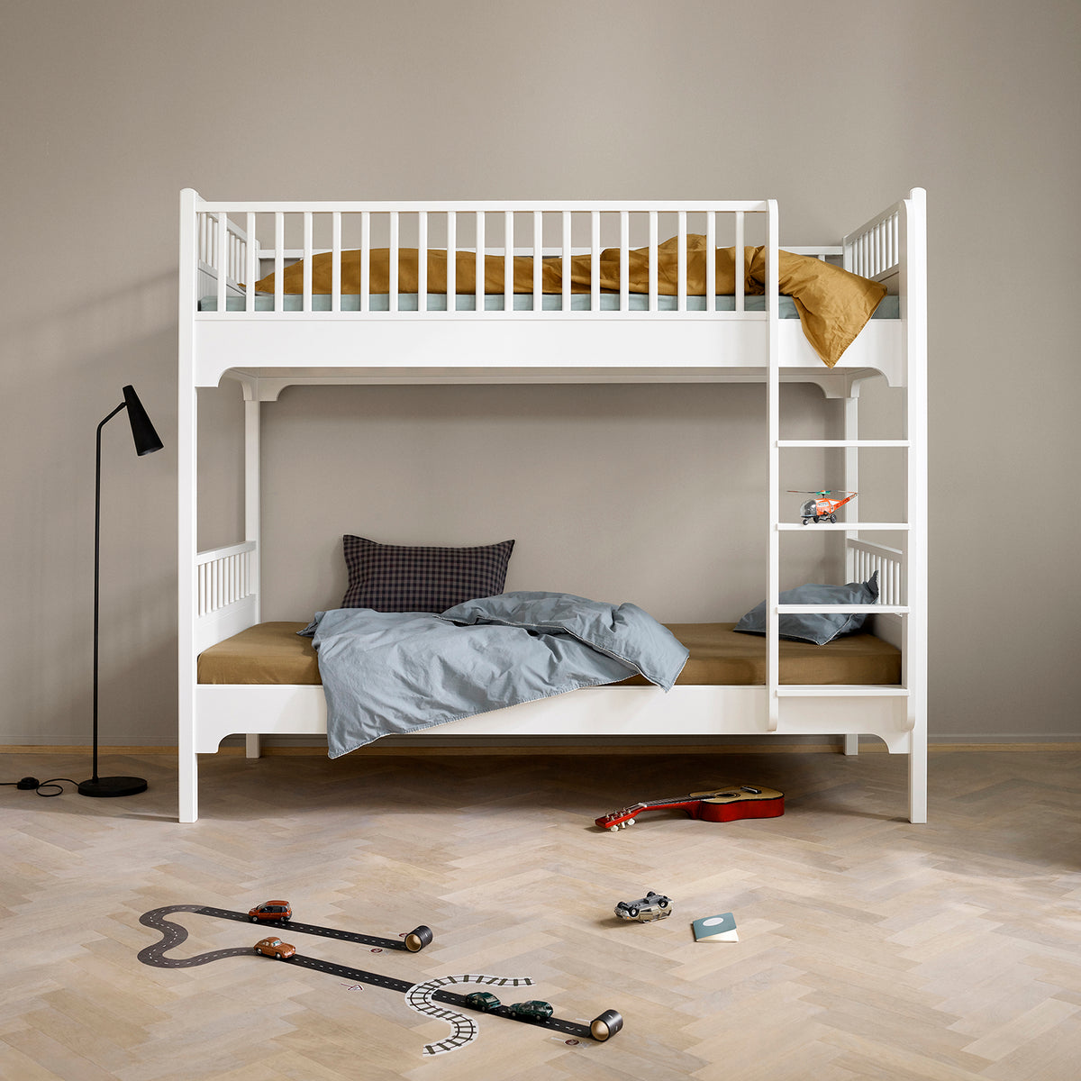 Oliver Furniture, Seaside Classic, Kerrossänky 90x200 cm ( Suorat Tikkaat)