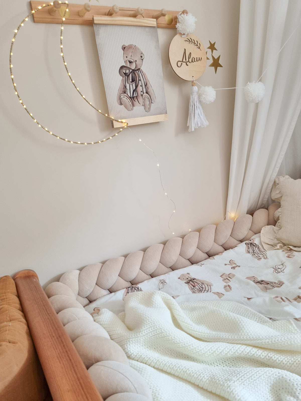 Reunapehmuste Letti, Velvet Beige