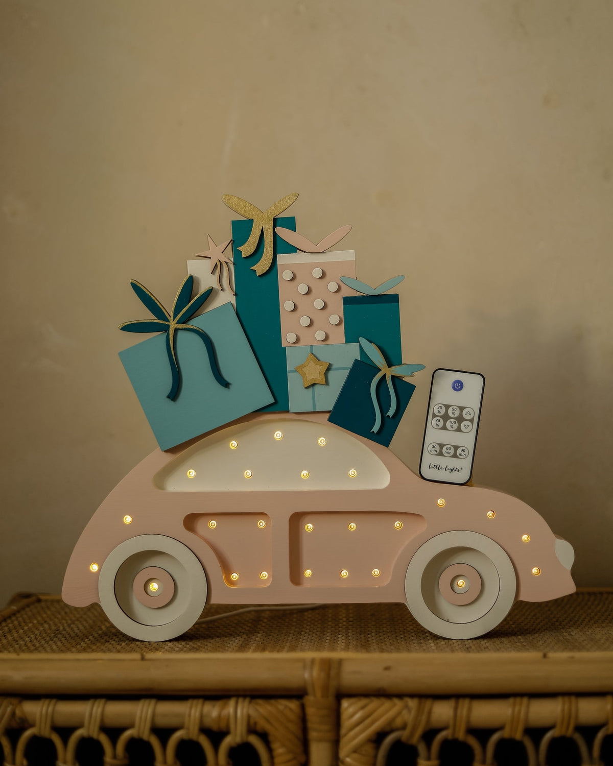 Little Lights, Yövalo, Beetle Car, Christmas Edition Pink