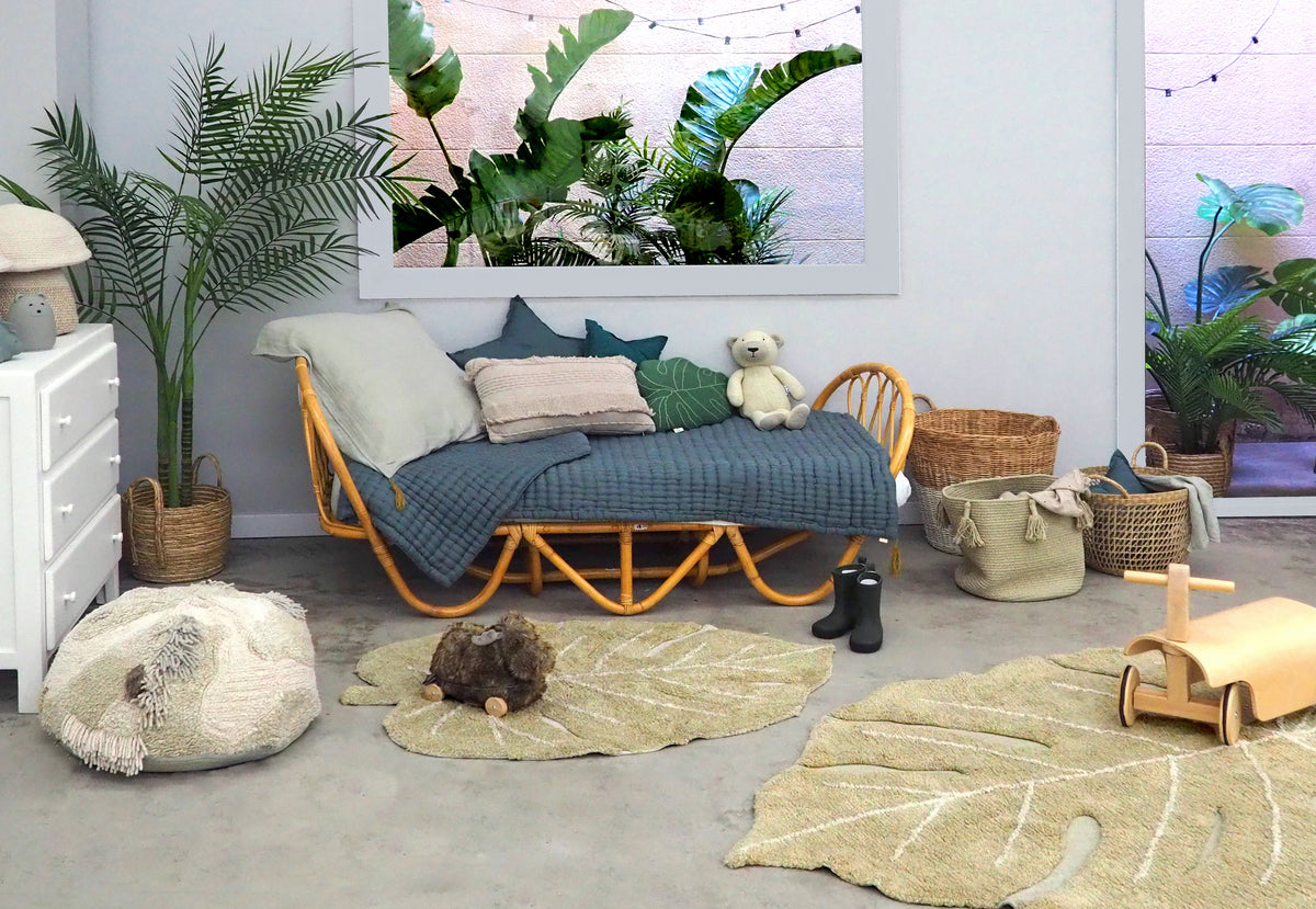Plants, Pestävä Matto, Monstera Olive
