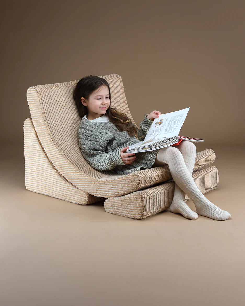 Wigiwama, Moon Chair Velvet, 2 väriä