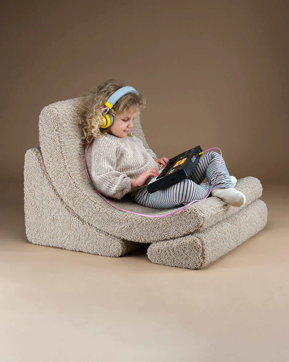 Wigiwama, Moon Chair Teddy, 2 Väriä