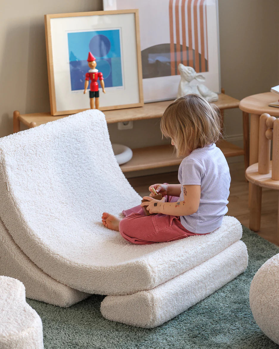 Wigiwama, Moon Chair Teddy, 2 Väriä
