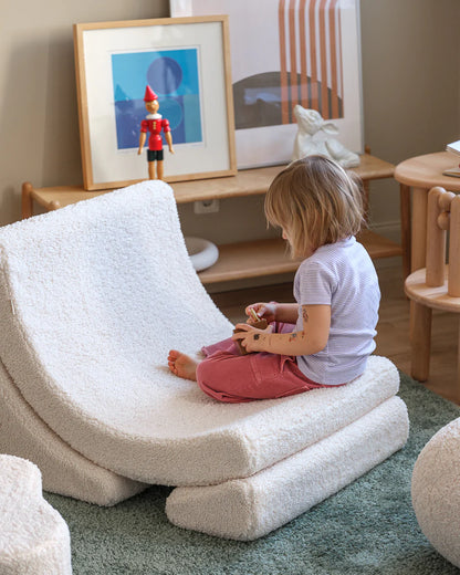 Wigiwama, Moon Chair Teddy, 2 Väriä