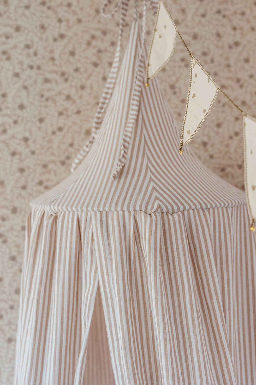 Matuu Vuodekatos, Beige Duo Stripes, Muslin