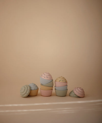 Mushie, Silikoninen lelu,  Mix and Match Cupcake