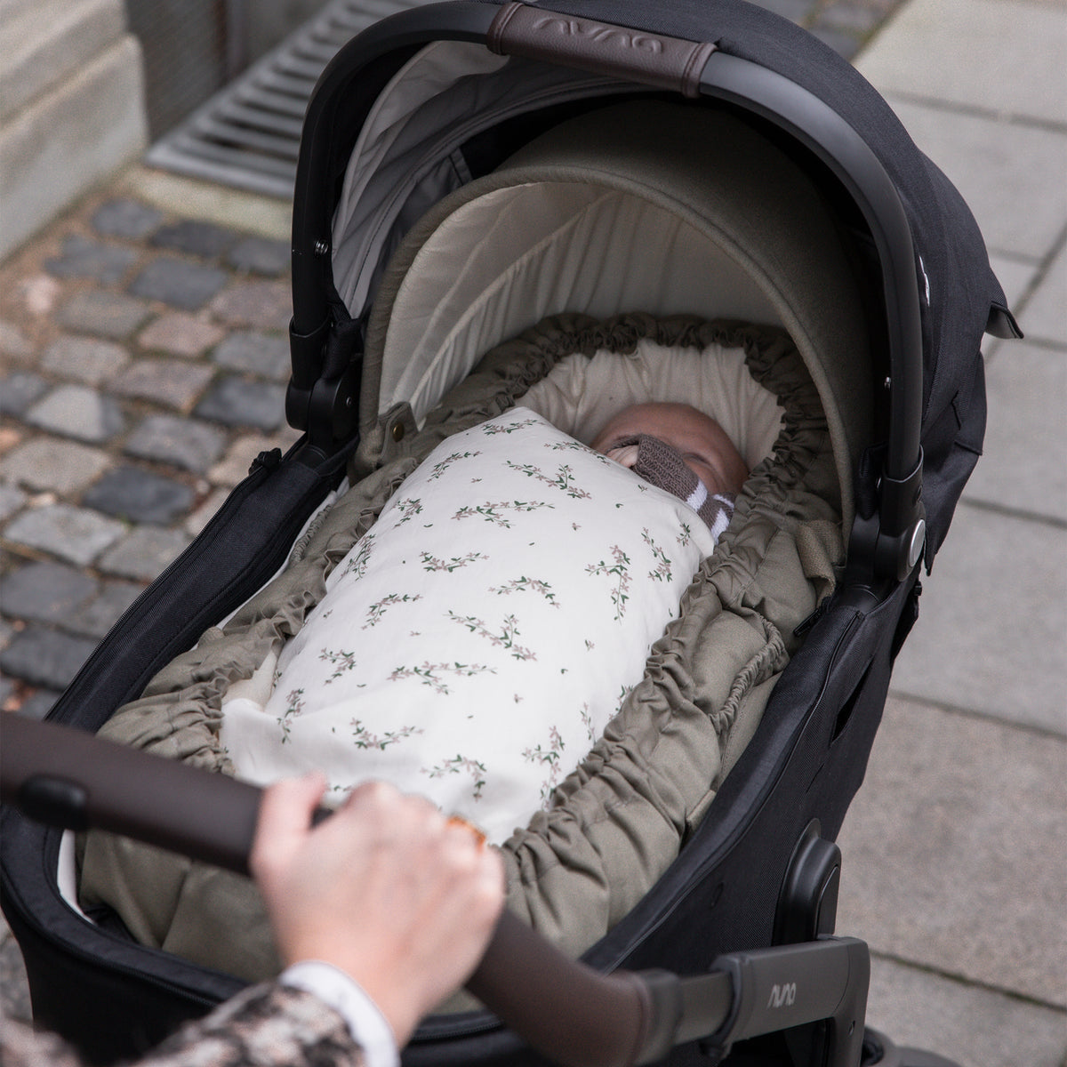 Sebra, Baby Nest Huppu, Dark Olive
