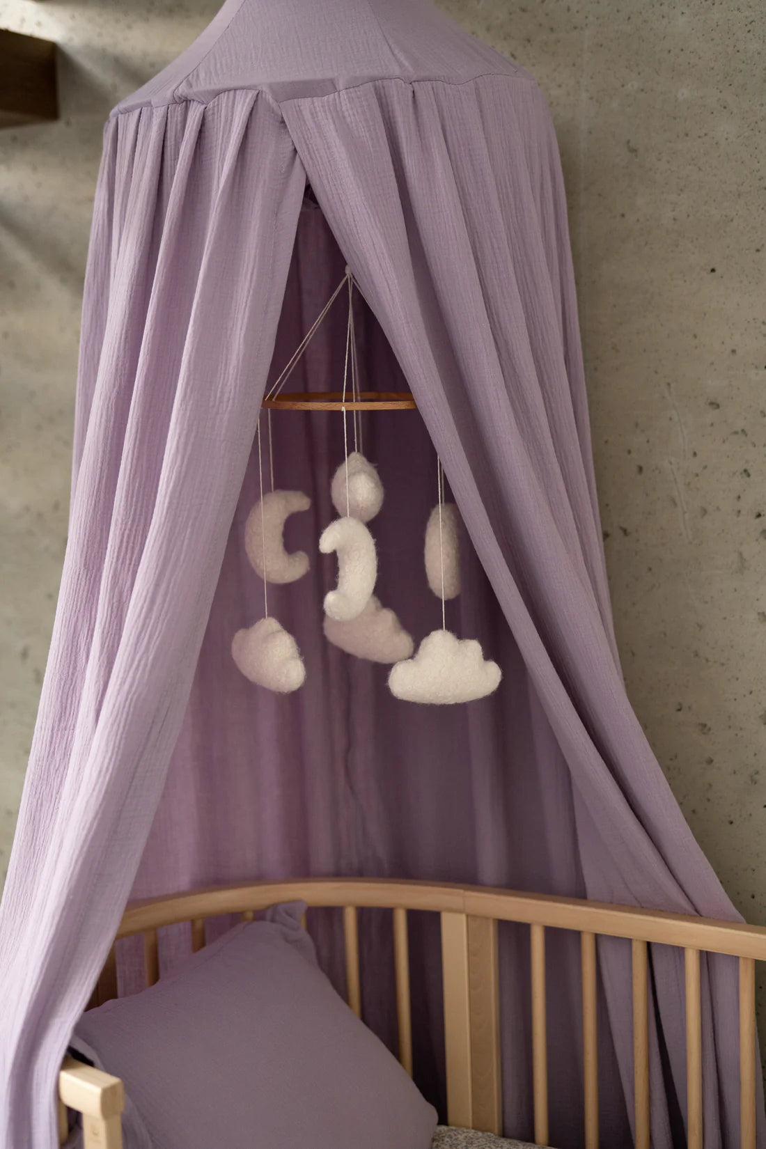 Matuu Canopy Bed, Lavender Bliss