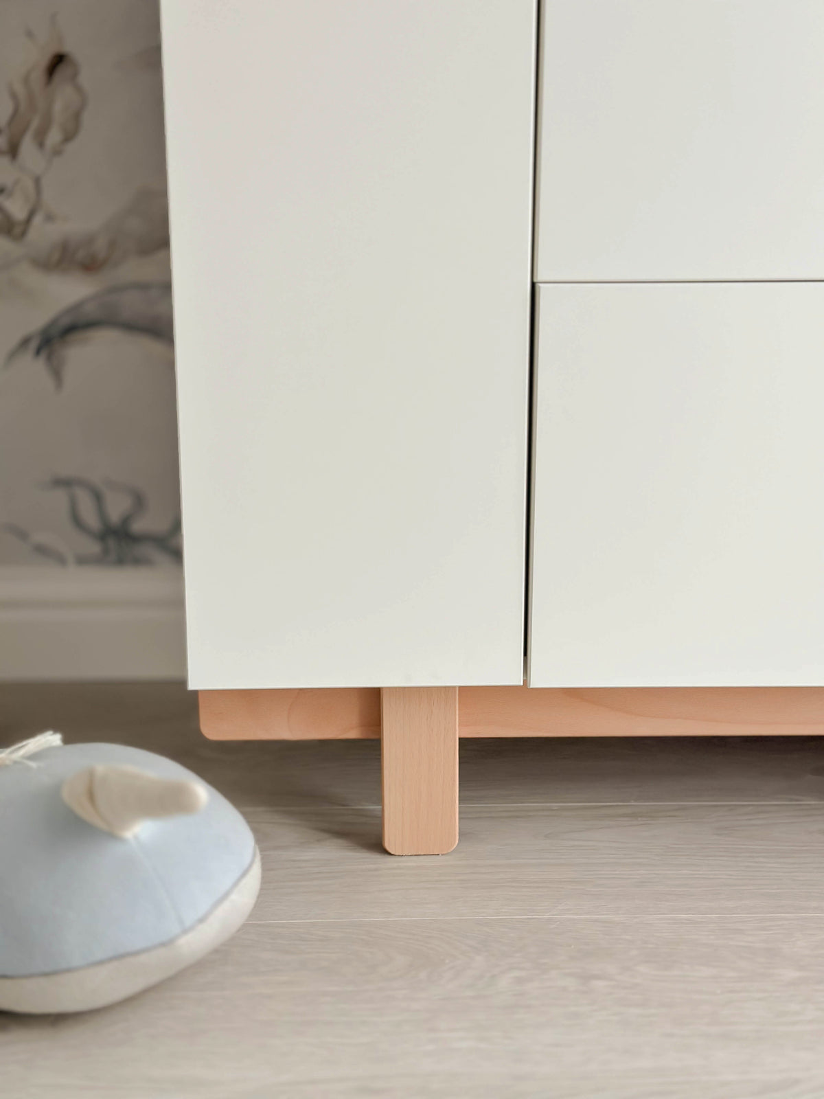 Wood Luck Design, Lipasto, Basic White