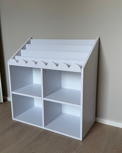 Book Nook, Montessori Bookshelf, Snow White