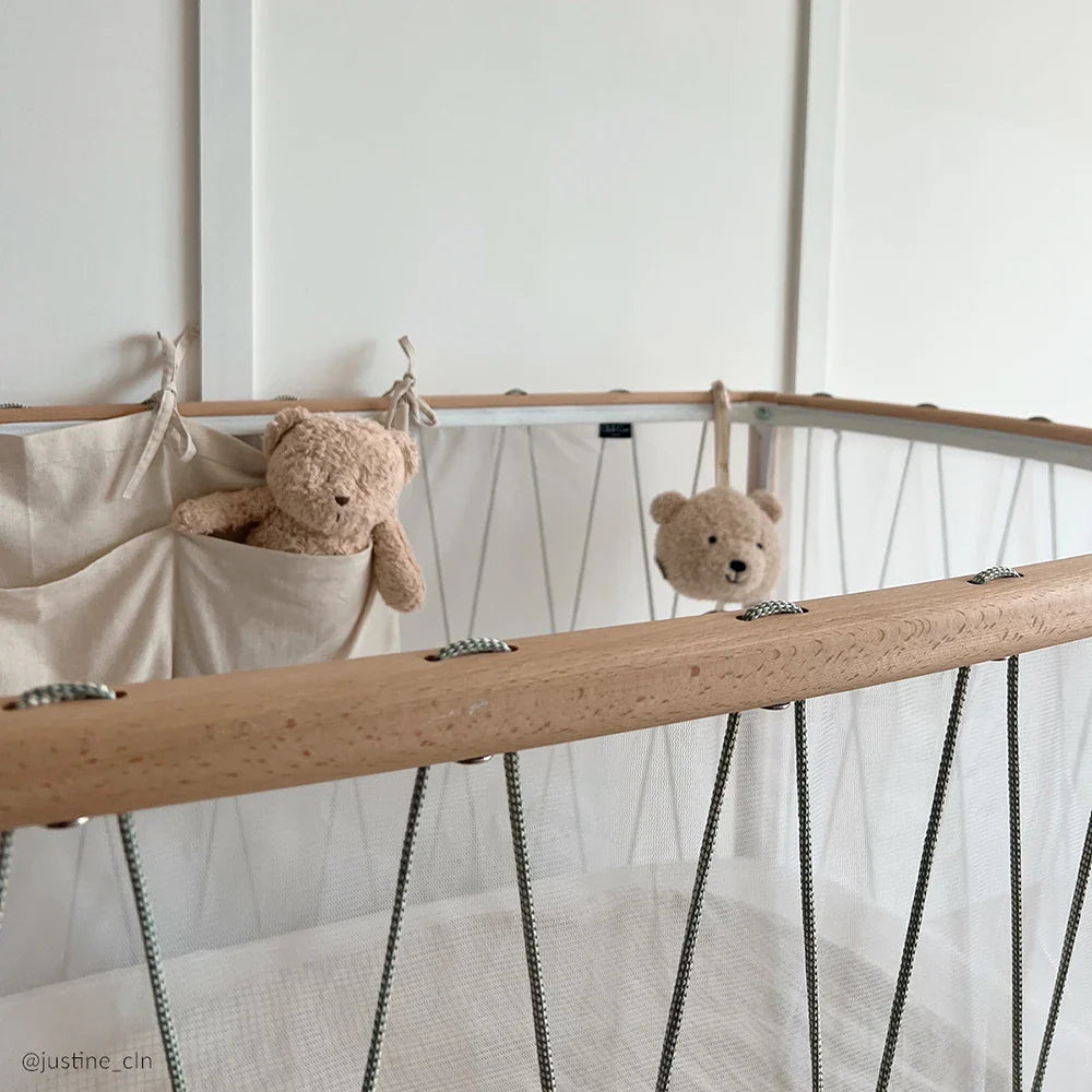 Charlie Crane, Cot KIMI, different colors