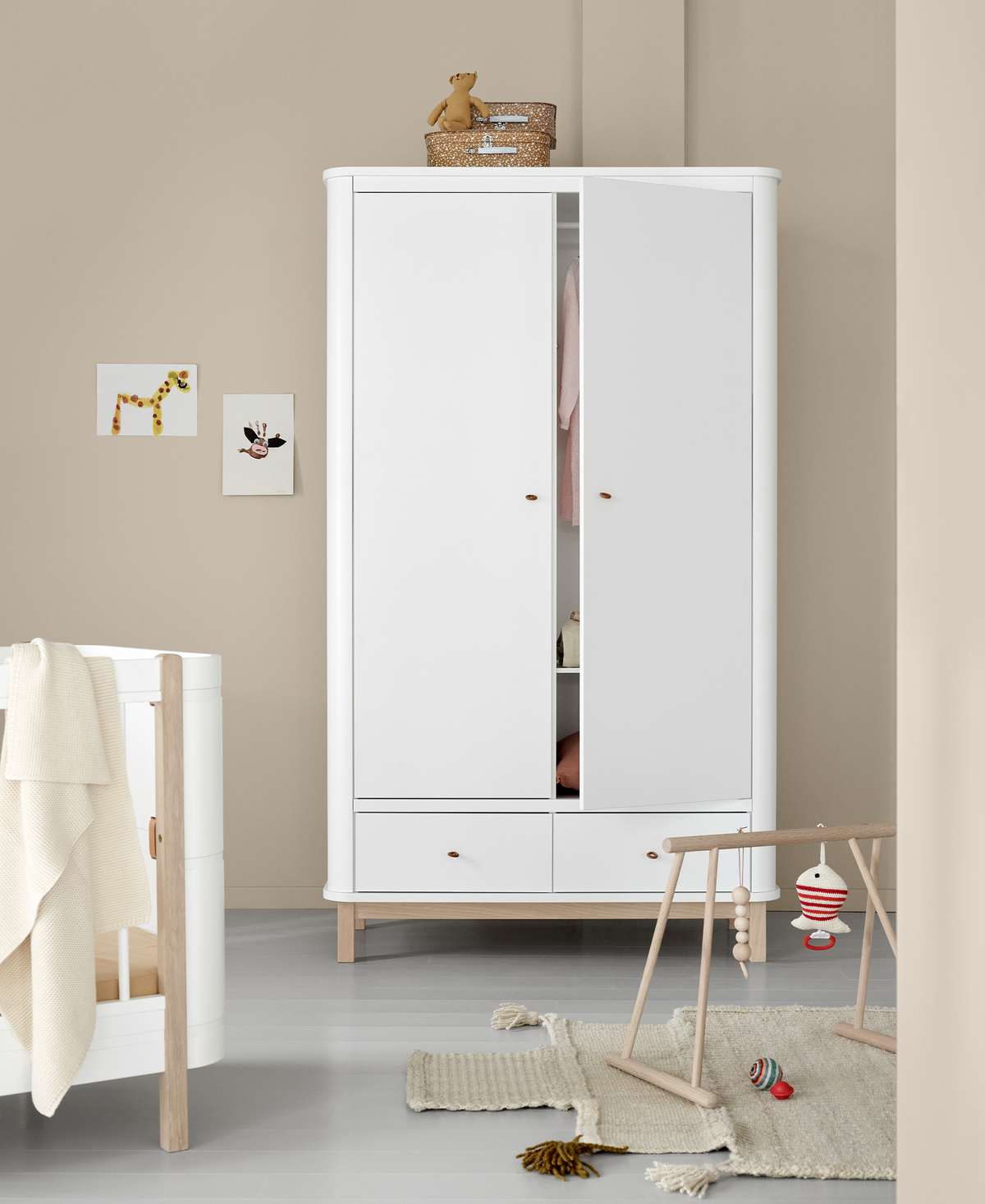 Oliver Furniture, Wood, Vaatekaappi 2 ovea, White/Oak