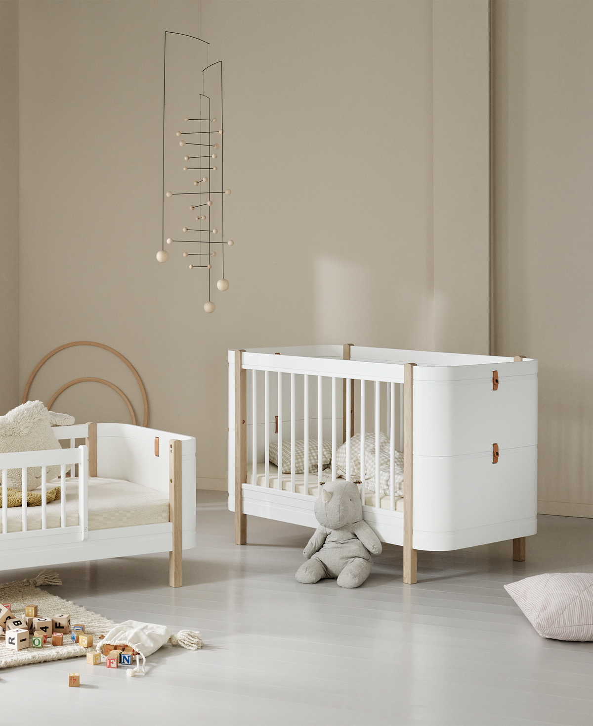 Oliver Furniture, Wood Mini+ Juniorisänky 70x160 cm, White/Oak