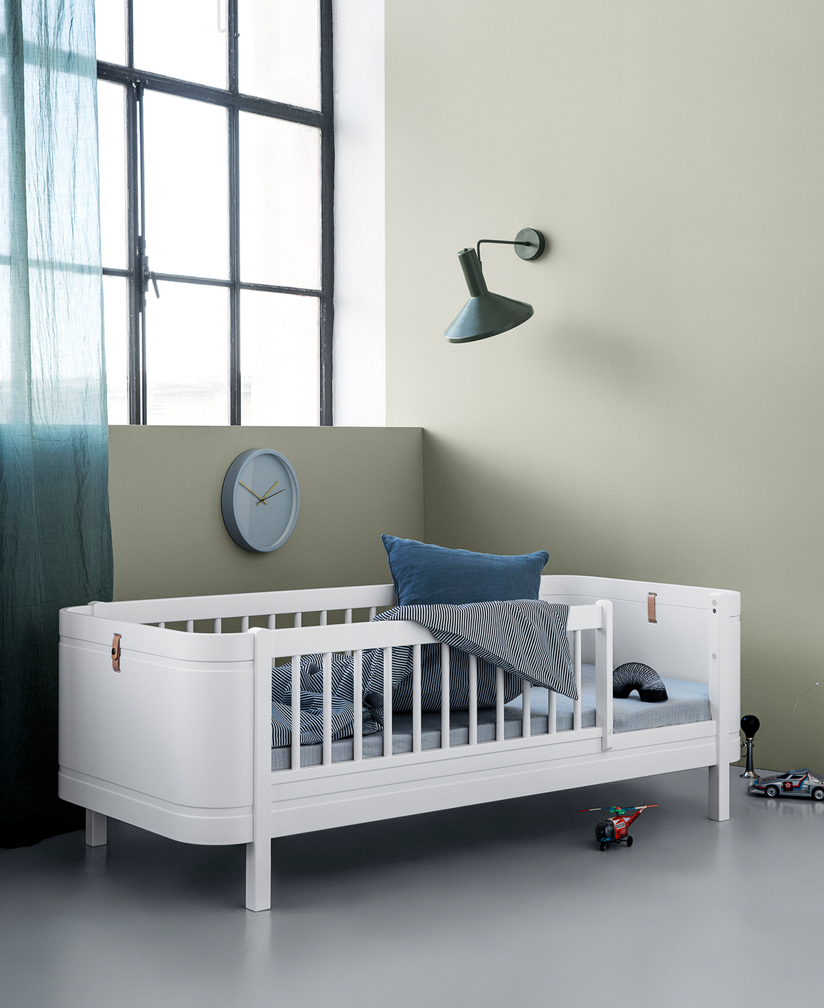 Oliver Furniture, Wood Mini+ Cot & Junior Bed 5in1, White