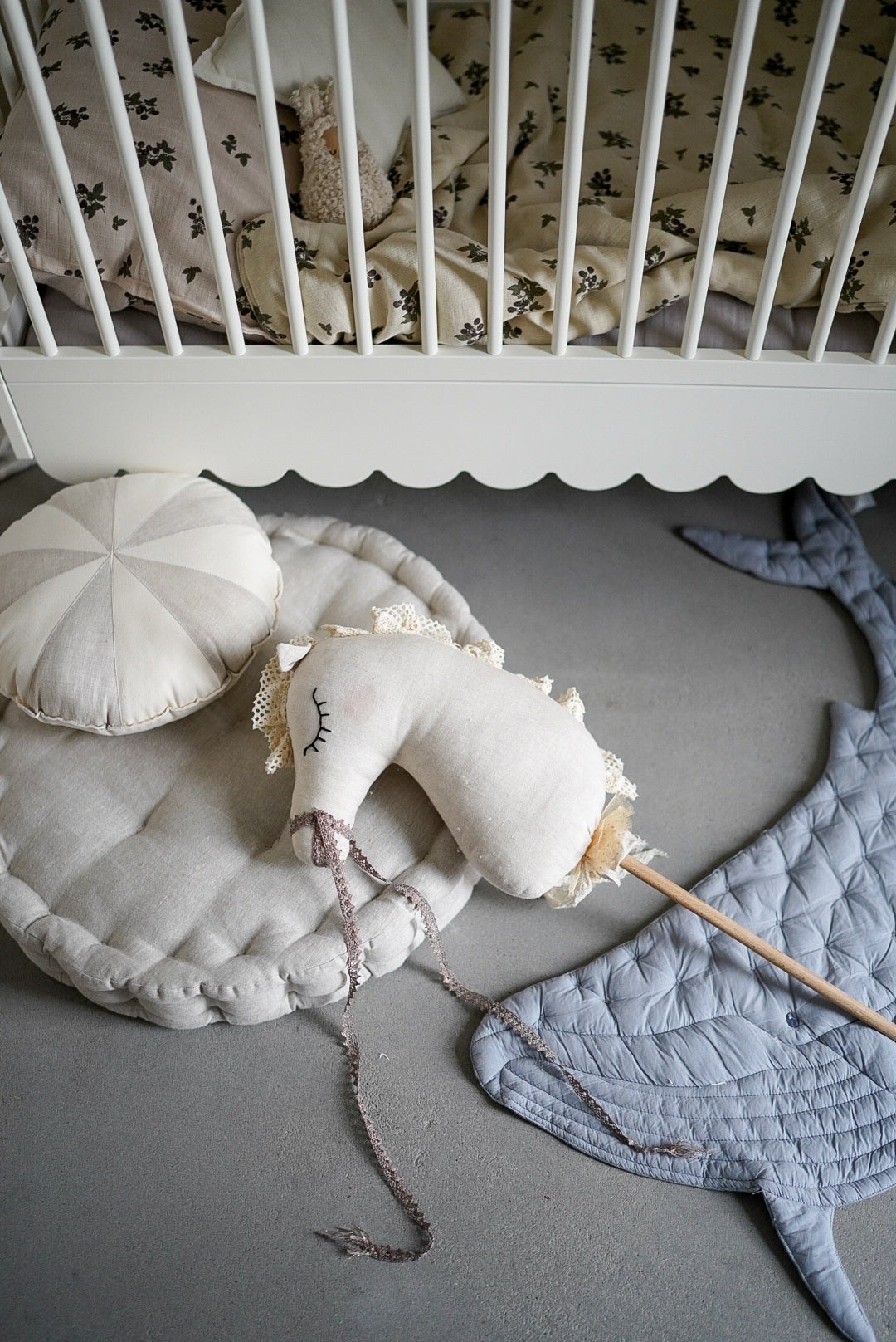 Wood Luck Design, Pinnasänky & Juniorisänky 2 IN 1, 70x140 cm, Babushka White