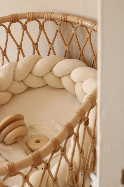 Sleeping Nest, Cream