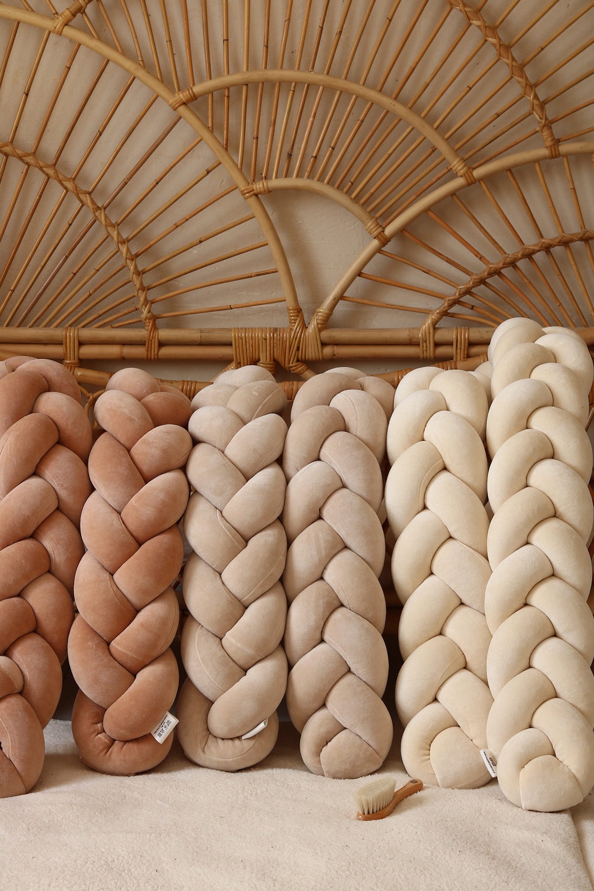 Reunapehmuste Letti, Velvet Beige