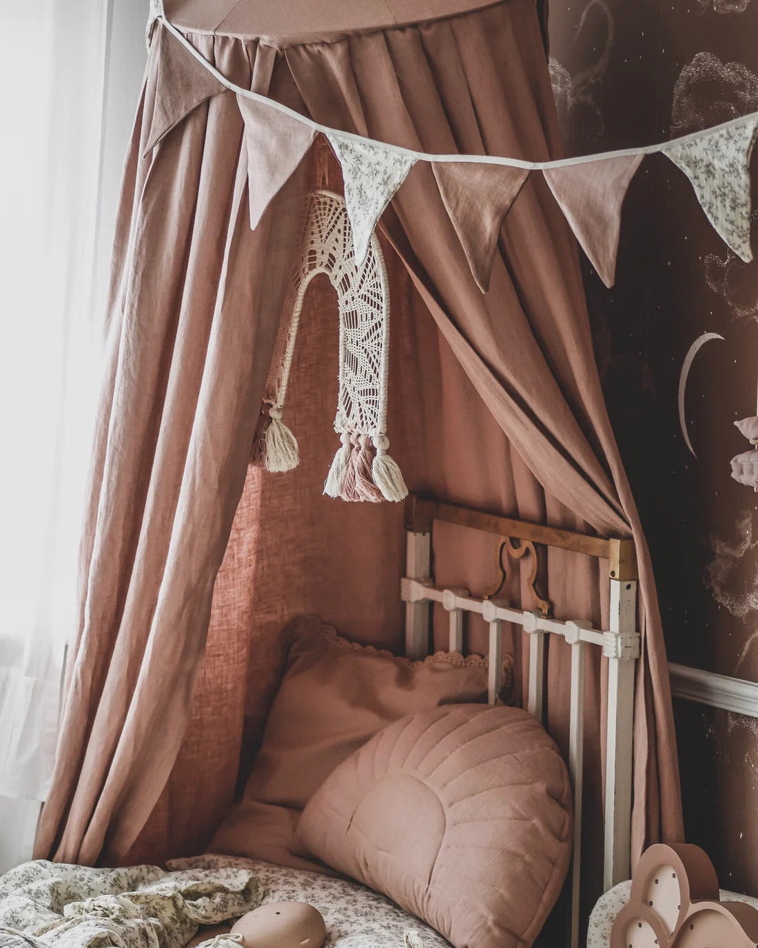 Matuu Bed Canopy, Retro Pink