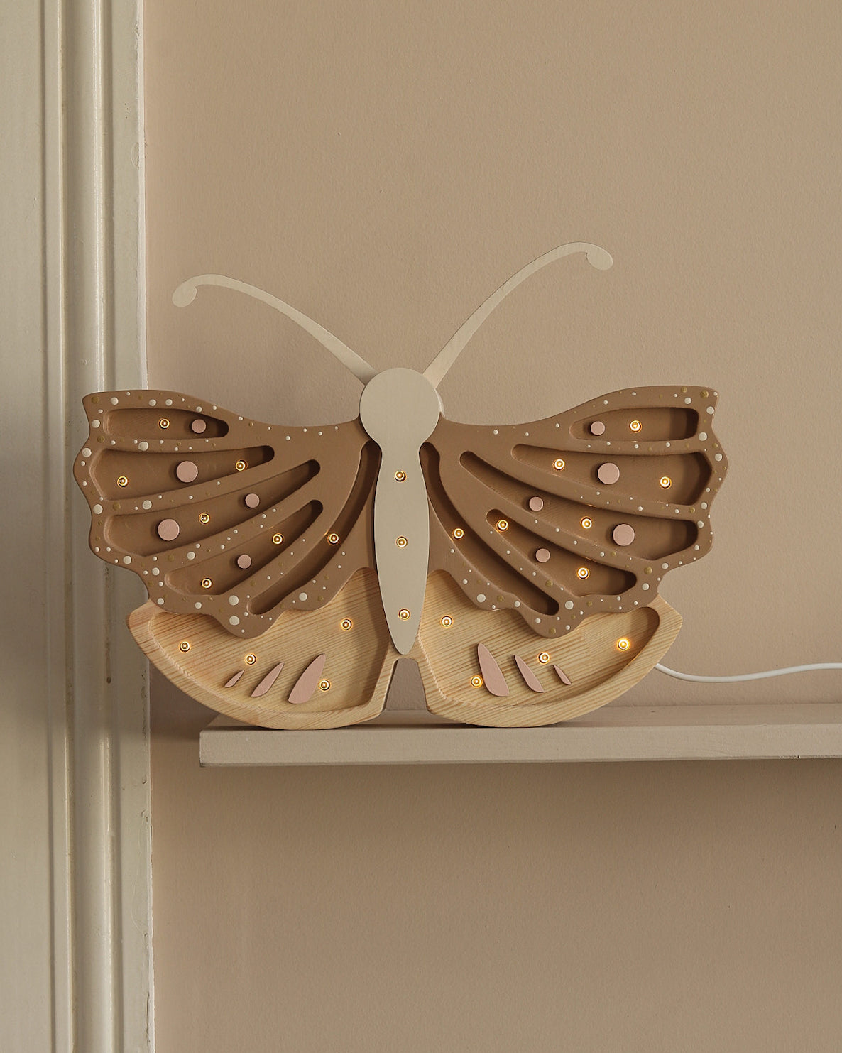 Little Lights Yövalo, Butterfly Coffee Cream
