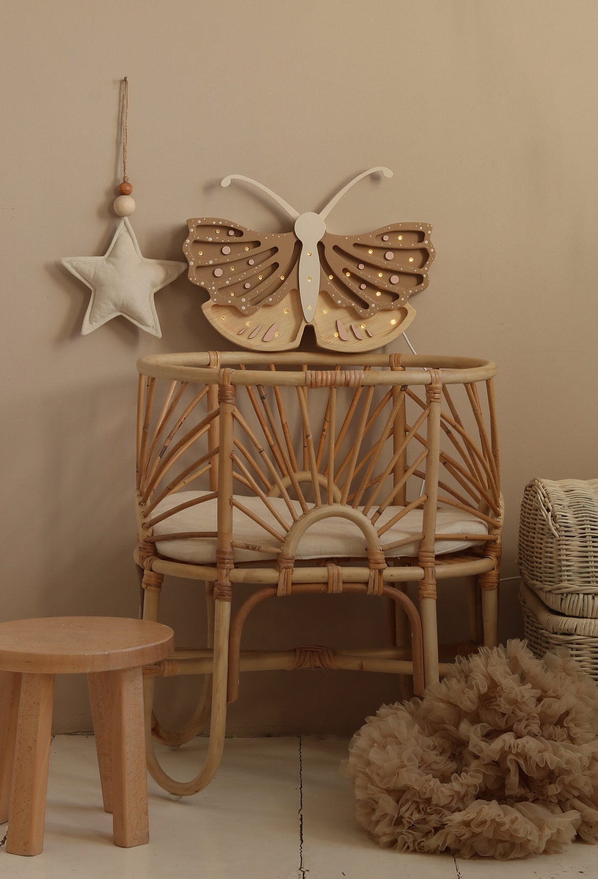 Little Lights Yövalo, Butterfly Coffee Cream