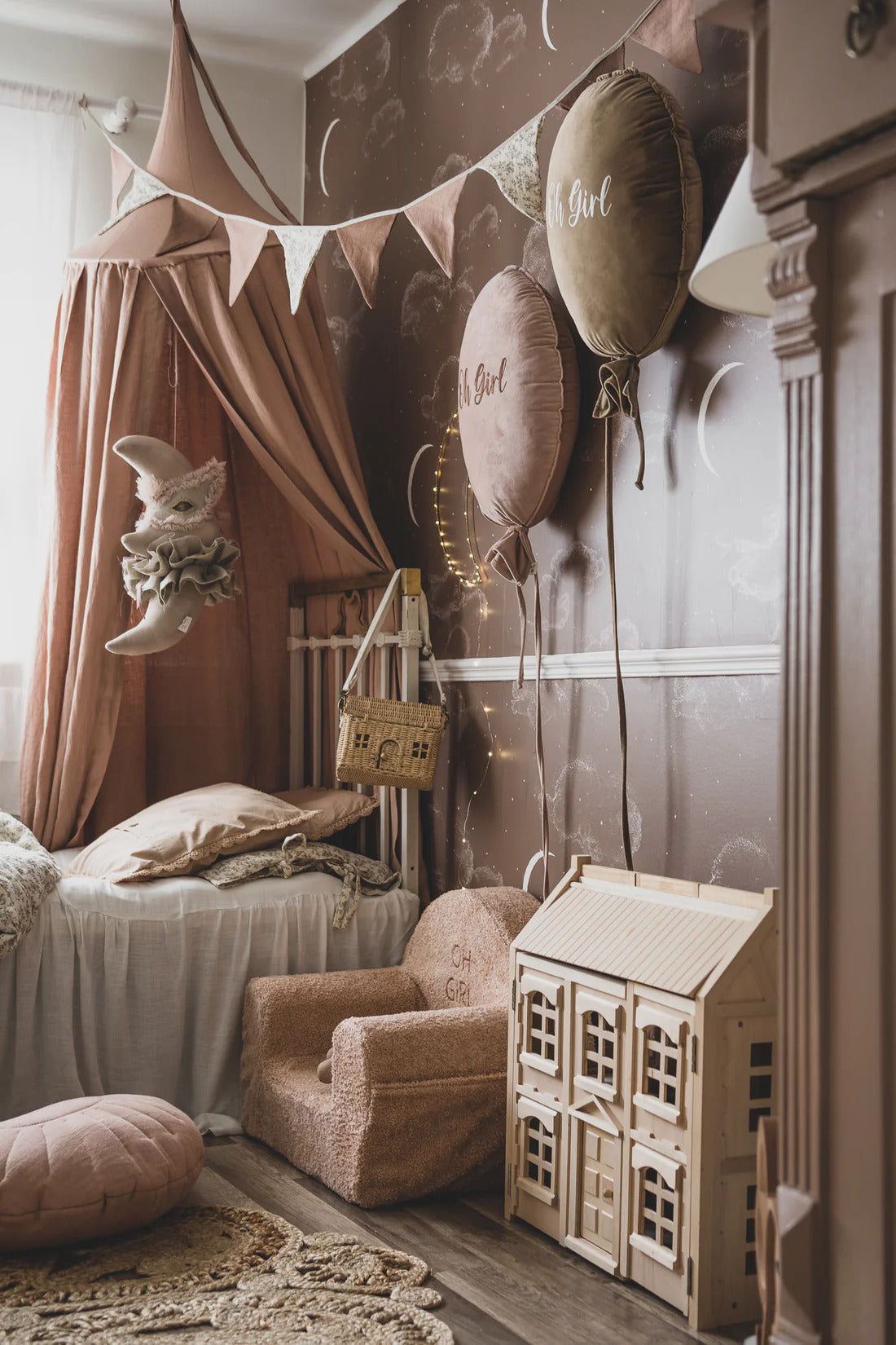 Matuu Bed Canopy, Retro Pink
