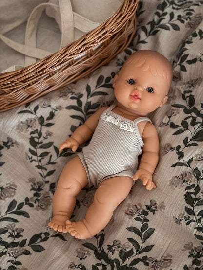 Minikane Gordis Nukke, Tyttö Euroopasta Lily