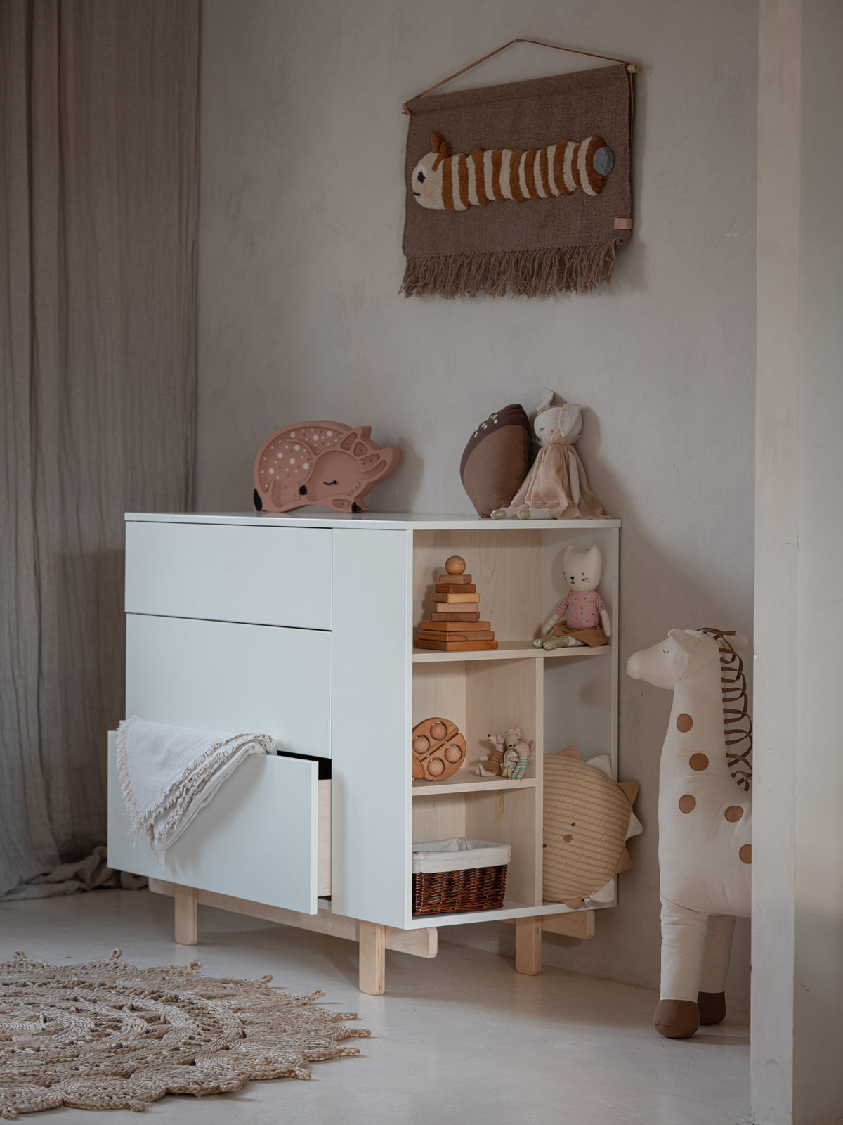 Wood Luck Design, Lipasto, Basic White
