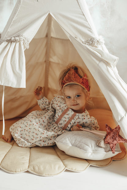 Moi Mili Play Tent Tipi, Folk