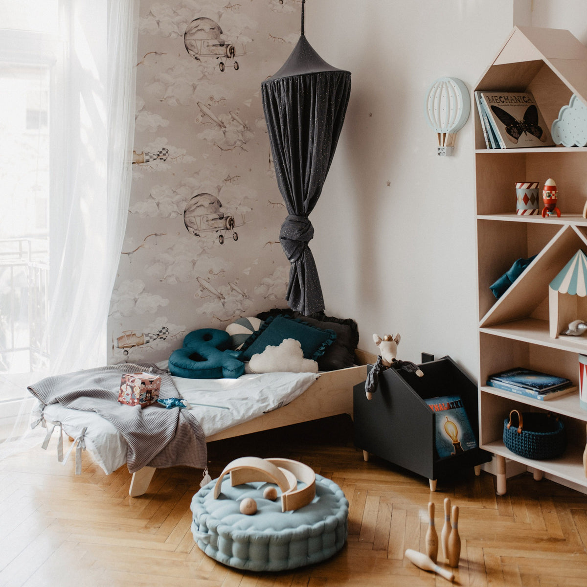 Magic Planes, Wallpaper