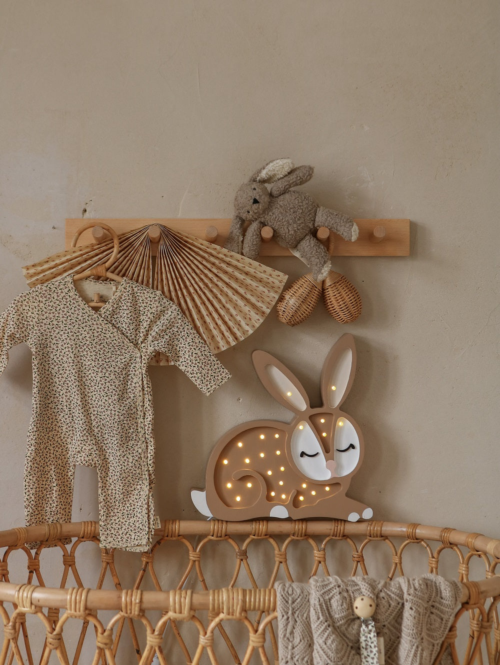 Little Lights, Yövalo, Bunny Chocolate