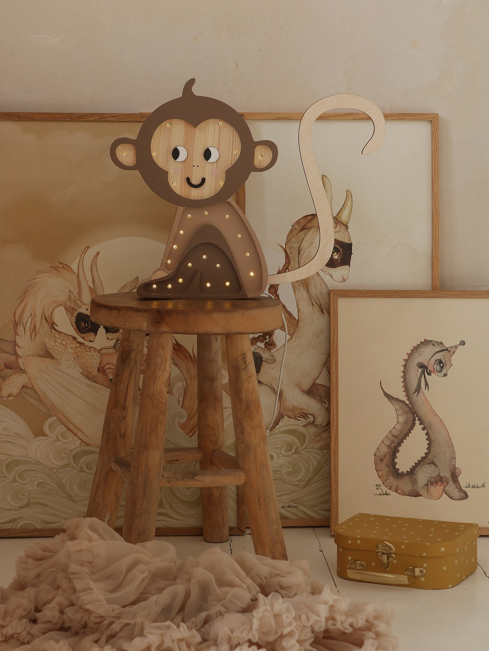 Little Lights Yövalo, Monkey