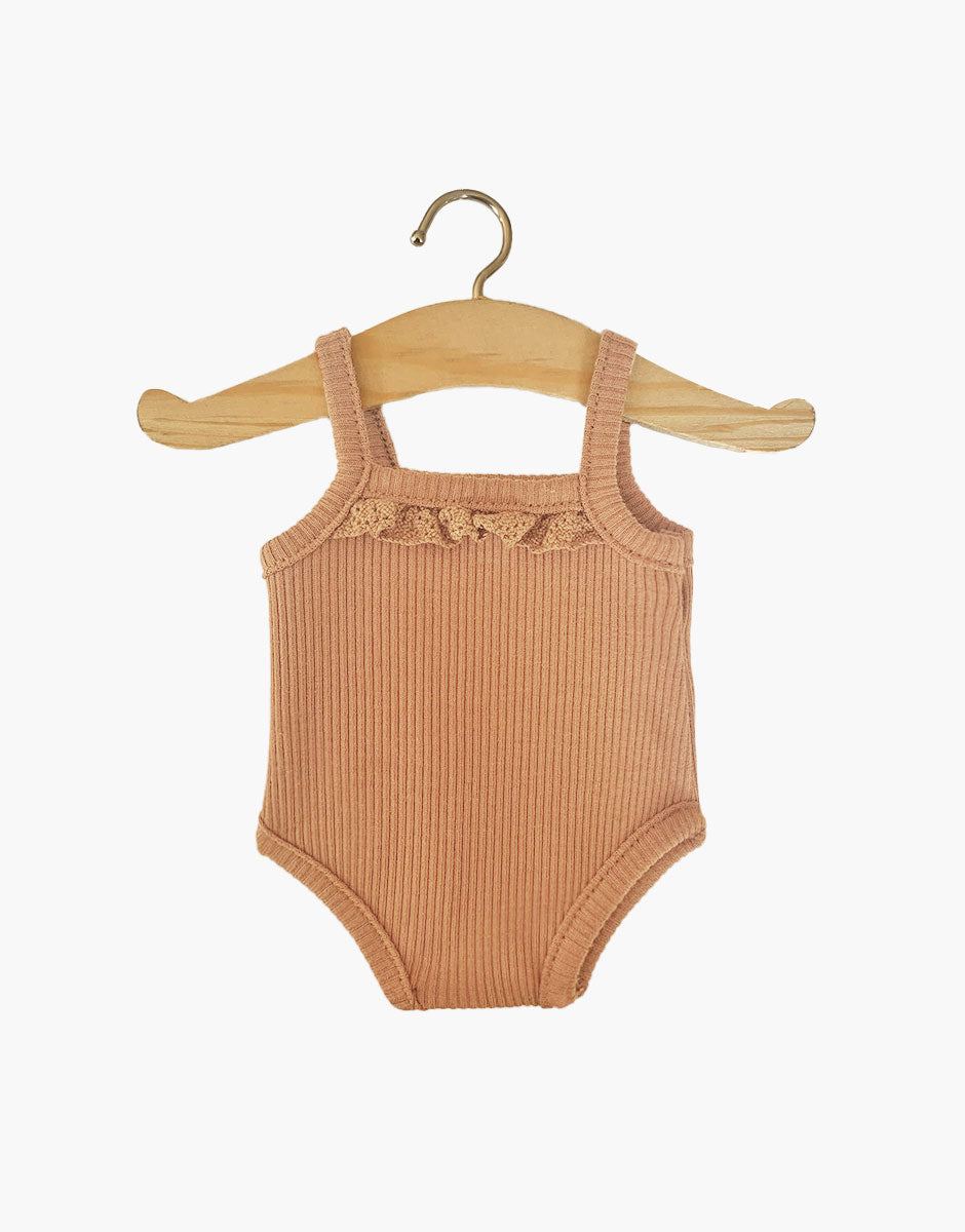 Minikane Gordis Nukke, Tyttö Afrikasta Zelie, Eri asuja